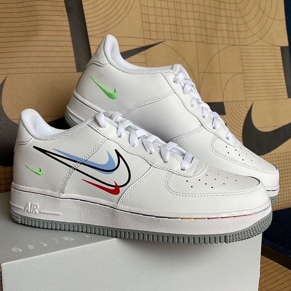 Nike Air Force 1 Low WMNS White/LT Green Spark-Aluminum  Multi Swoosh - Picture 10 of 16